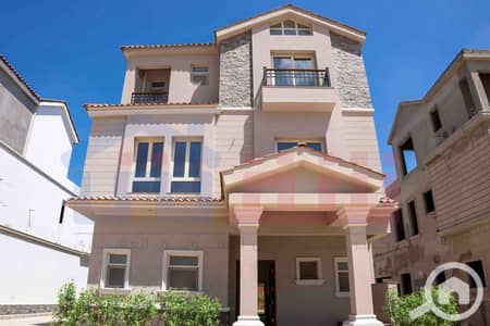 فیلا 8 غرف نوم للبيع في سموحة، الإسكندرية - 492334085_1122409499920951_492642116271015979_n. jpg