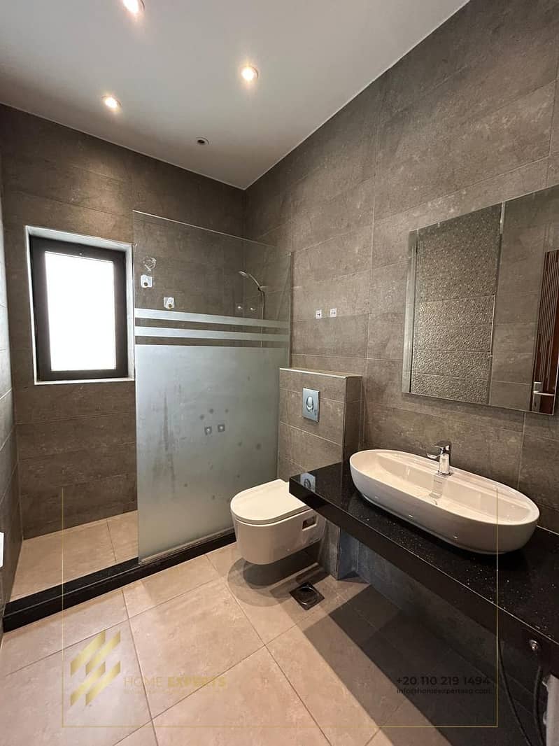 9 690c71aeba048_bb69c30d-0711-4a37-9cee-4d47d21a3f65. jpg