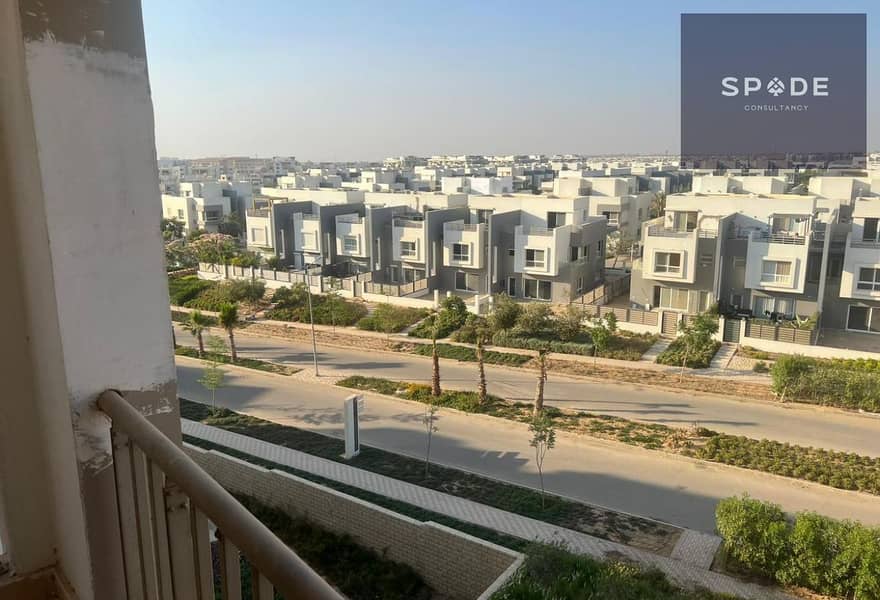 6 89c732bd-57ef-4f43-9e02-b30651ffc7c3. jpg