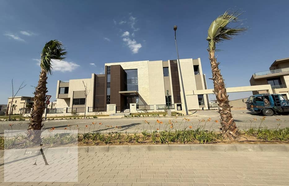 8 WhatsApp Image 2025-11-03 at 12.28. 16 AM (2). jpeg