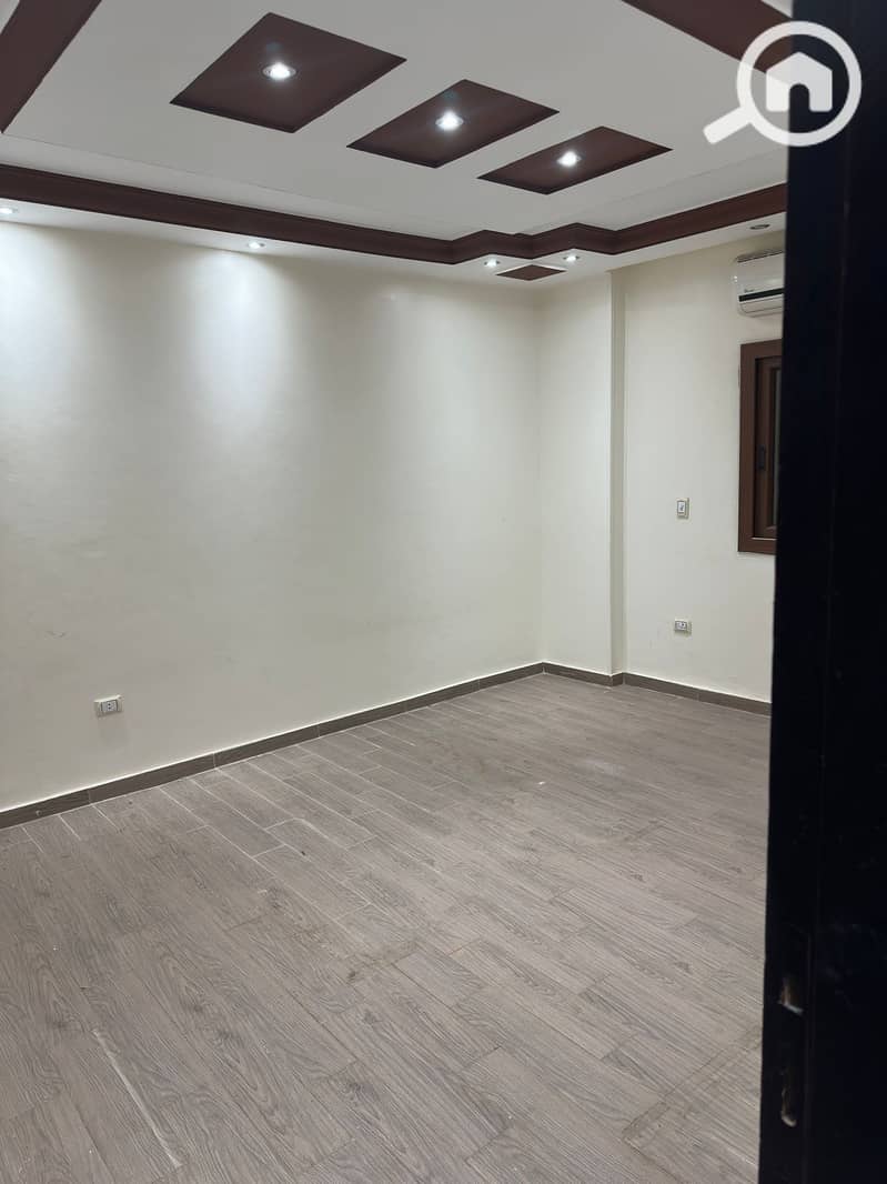 8 WhatsApp Image 2025-11-09 at 11.14. 56 (1). jpeg