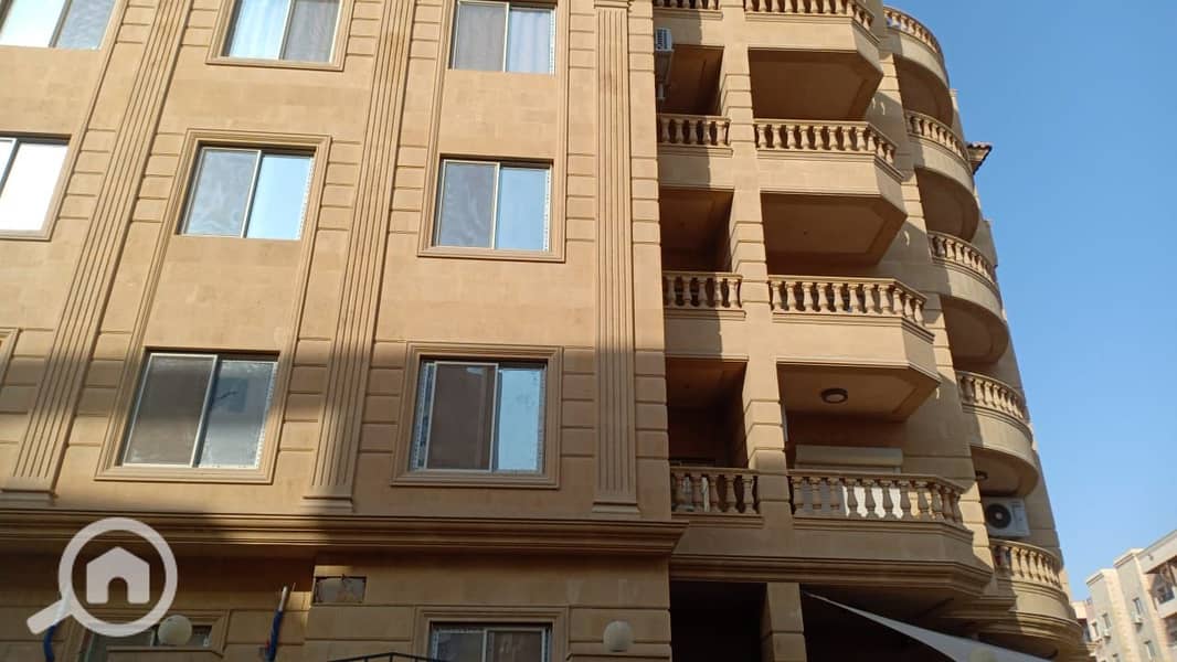 2 4a7bd157-aff9-43de-b60c-c7e6a3d8a782. jpeg