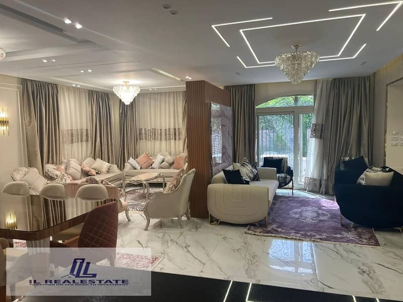 8 5f3eee70-ae46-426f-be3d-e714812d6d9c. jpg