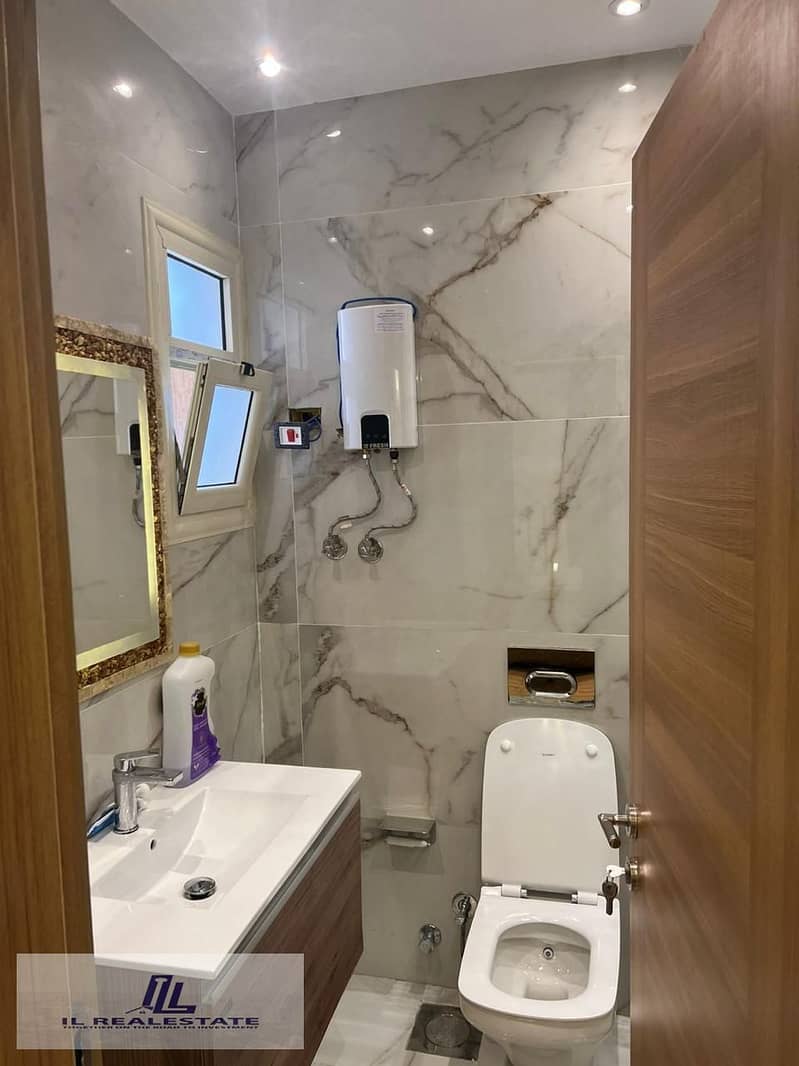 23 f37508b6-1b7b-4616-99df-569b9506cd13. jpg