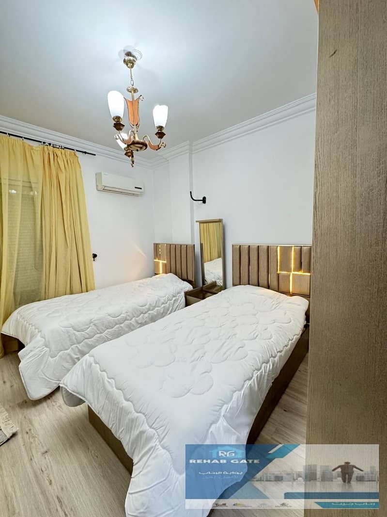 4 cb680461-dee6-4d21-9f99-ffbfb6410eb5. jpg