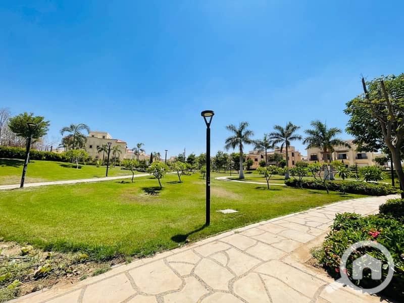 11 b3688dfe-7cb8-45bd-8515-accd1d24c62f. jpg