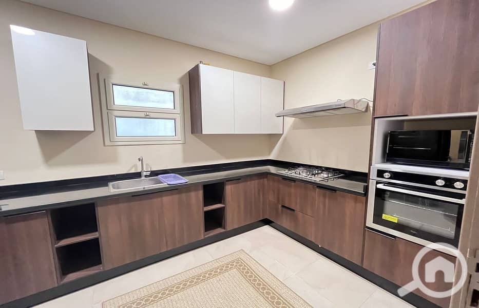 3 IMG-20251106-WA0128. jpg