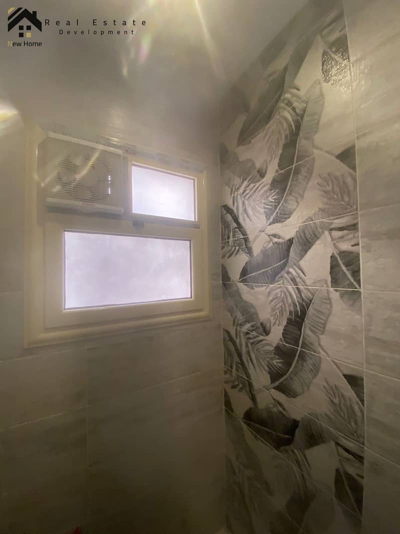 4 1e0780a7-f6b8-464e-8e92-85c9109ccfdc. jpeg