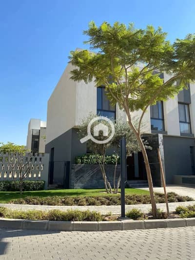 4 Bedroom Townhouse for Sale in Shorouk City, Cairo - 547955711_122166739268750660_569070175185534718_n. jpg