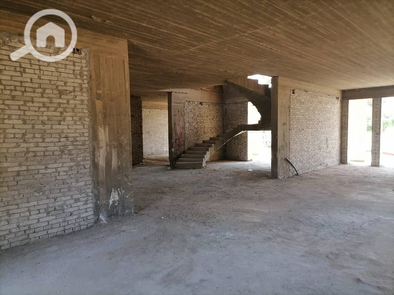 10 ba8b0fd3-43d4-43d5-8bc3-d5223bca1da0. jpg