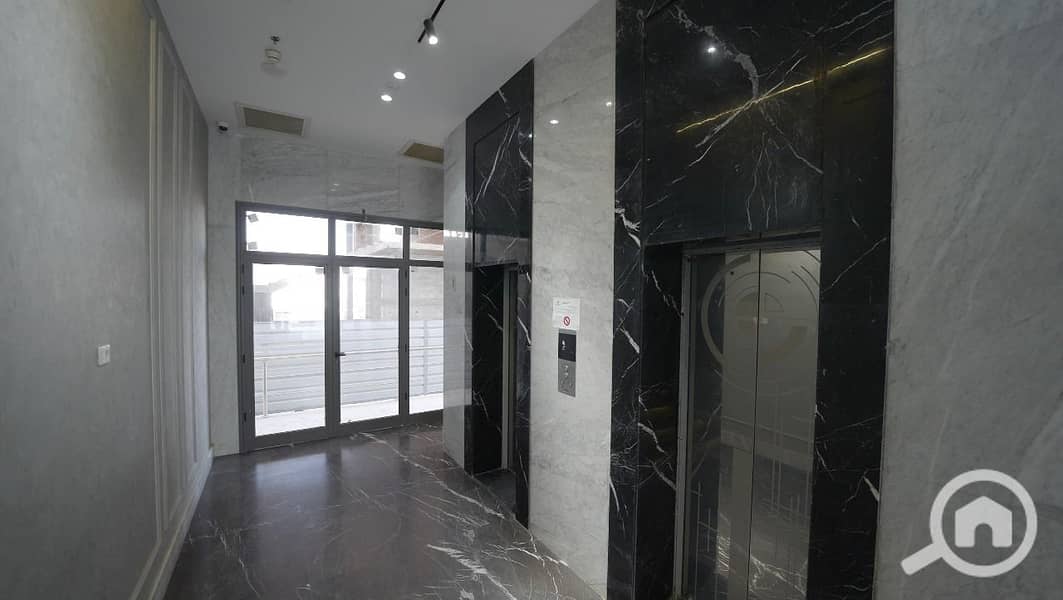 9 WhatsApp Image 2025-11-06 at 16.56. 22 (1). jpeg