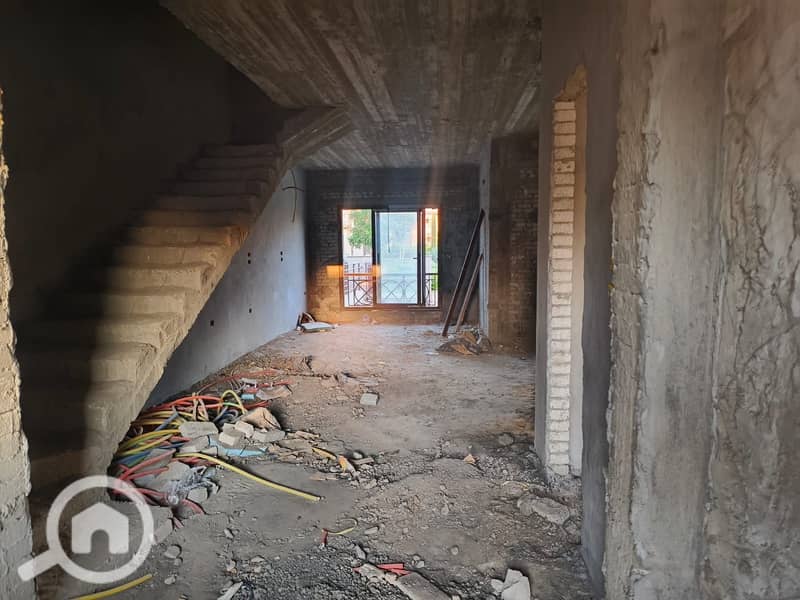 8 ad27ed1b-9f5d-473d-8d78-641efb34309f. jpeg