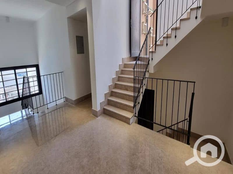 8 a6c448e2-b615-44c6-88d1-04e73588a9ea_800x600. jpg