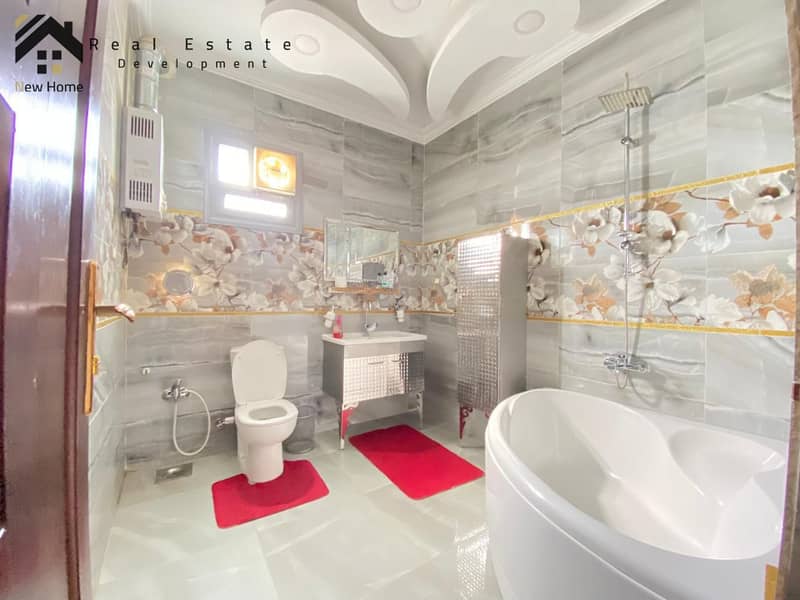 8 WhatsApp Image 2025-10-11 at 19.46. 13_9b13798e. jpg