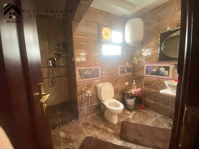 10 WhatsApp Image 2025-10-11 at 19.46. 14_8087a1b7. jpg