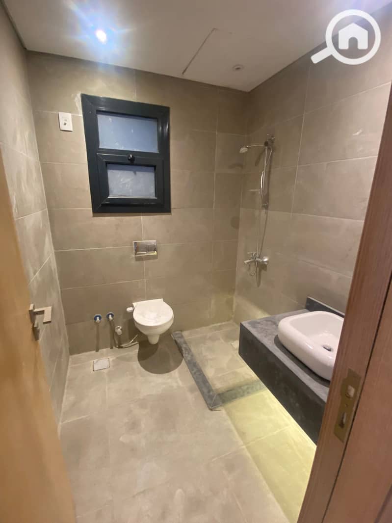 8 IMG-20251110-WA0204. jpg