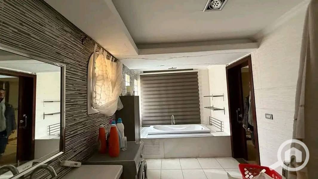 12 542754028_801755619031877_8784169278742167258_n. jpg