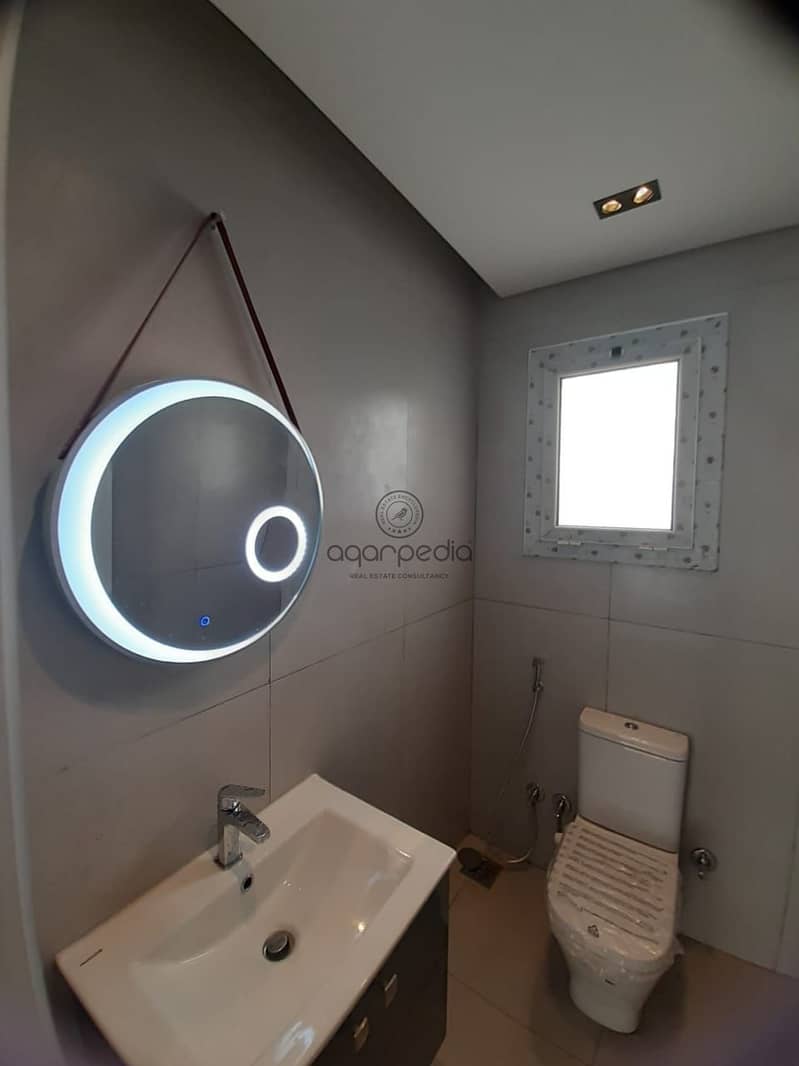 4 WhatsApp Image 2025-07-14 at 12.34. 54 PM (2). jpeg