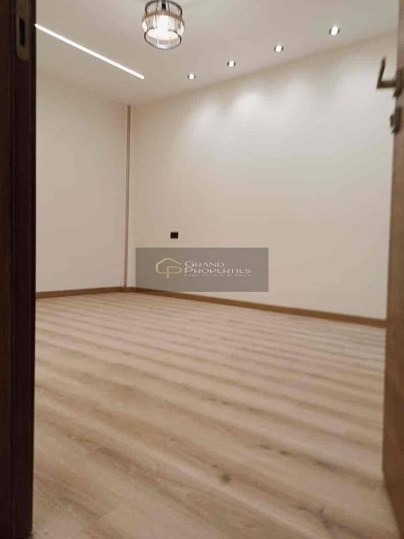 8 c940520a-df8a-46cb-8cf1-c800afc995f6. jpg