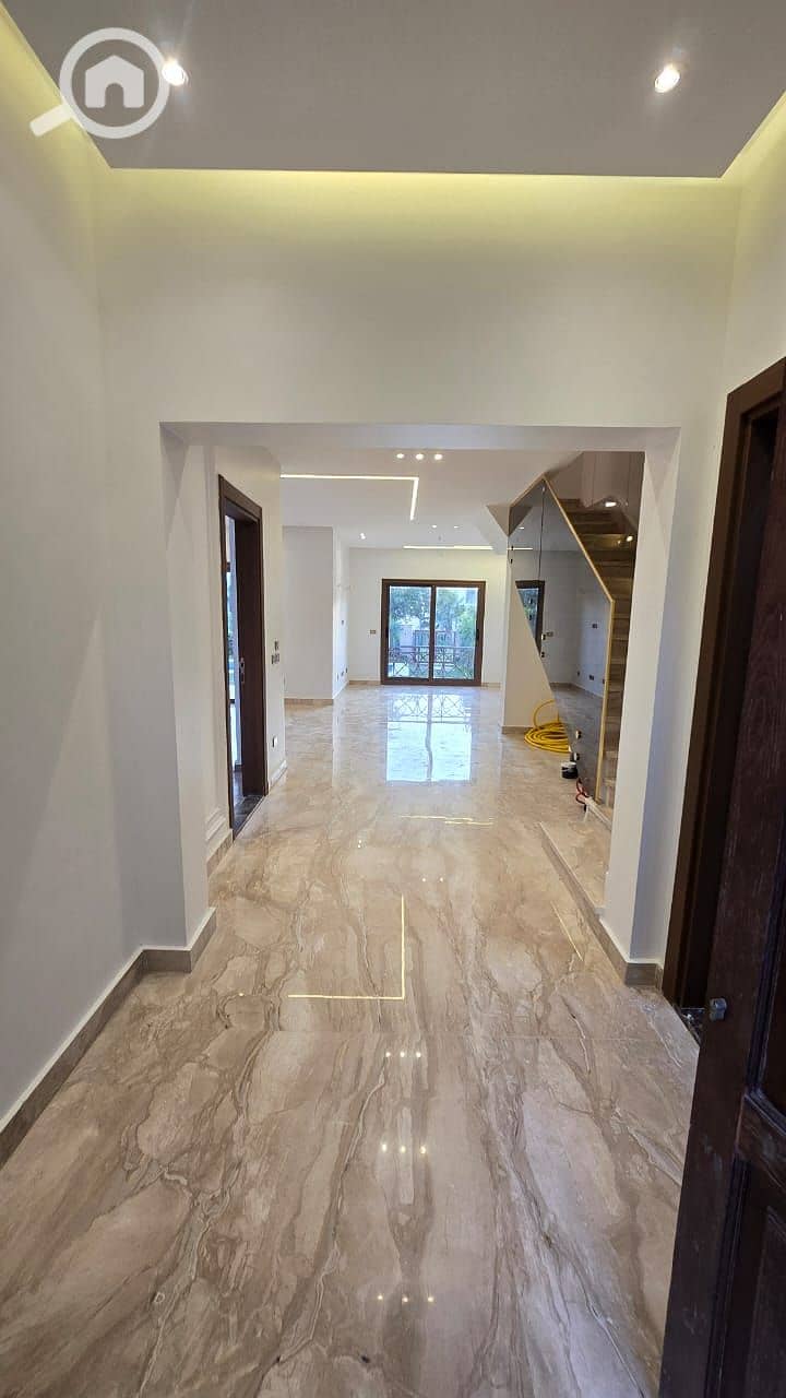 13 4456dcda-e4b9-4c7f-a527-84c936035f9d. jpeg