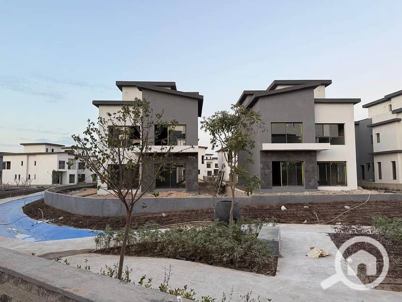 5 525489076_1243540314190701_6131702326709344561_n. jpg