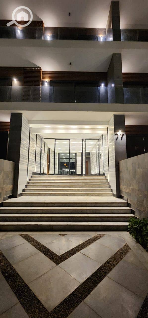 9 83438b1e-ab29-479f-95f2-95d2b411445a. jpg