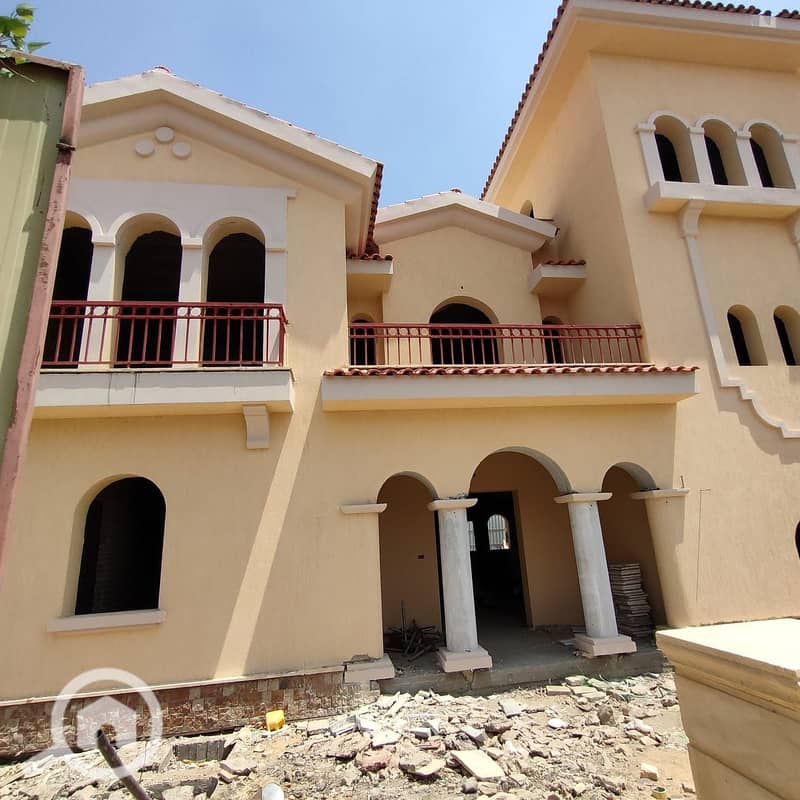 f4e26ba4-eb24-48e9-9dfc-1a44324f682c. jpg