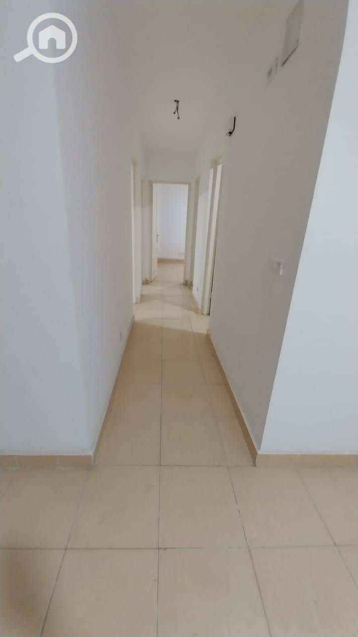 3 WhatsApp Image 2025-11-10 at 13.08. 46_e39d2e4c. jpg