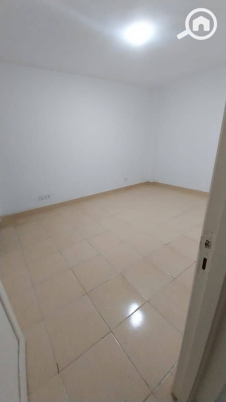 5 WhatsApp Image 2025-11-10 at 13.08. 46_86792baf. jpg