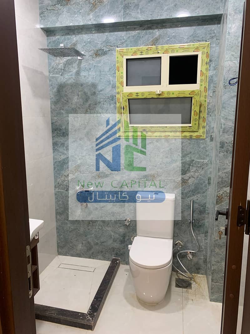 5 WhatsApp Image 2025-10-07 at 1.41. 31 PM (1). jpeg