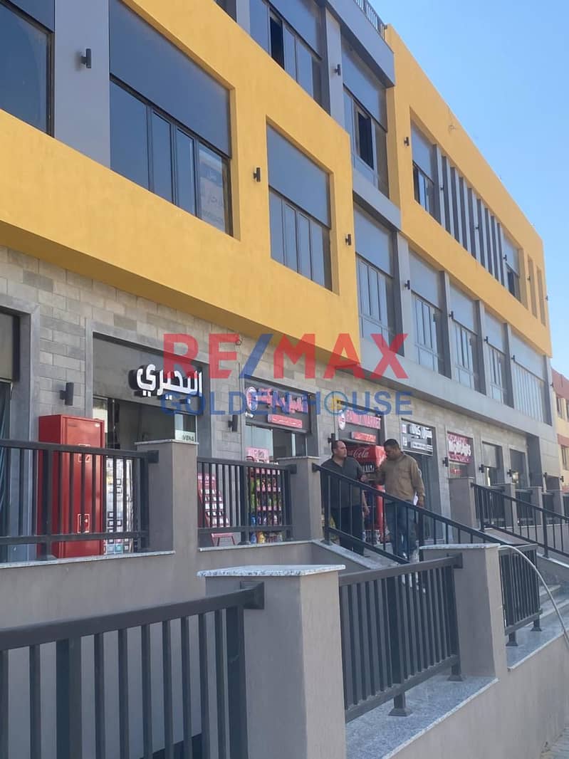 5 WhatsApp Image 2025-11-08 at 01.40. 59_4a675b63. jpg