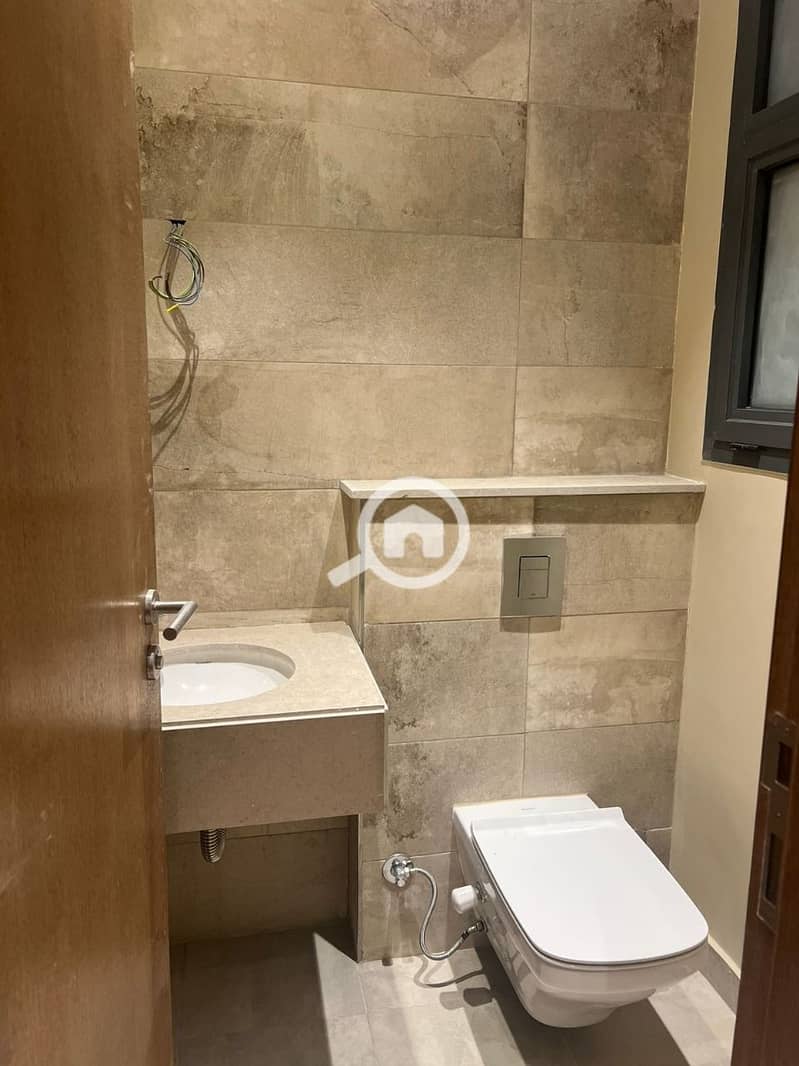 4 WhatsApp Image 2025-11-10 at 1.38. 32 PM. jpeg