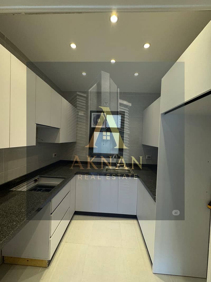 4 WhatsApp Image 2025-11-10 at 13.35. 54 (4). jpeg