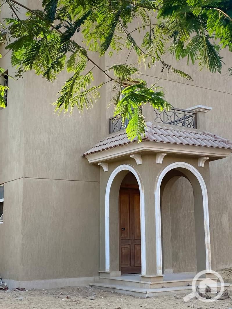 5 WhatsApp Image 2025-11-10 at 12.12. 24 PM (1). jpeg