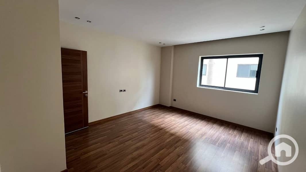 9 WhatsApp Image 2025-11-09 at 1.12. 13 AM (1). jpeg