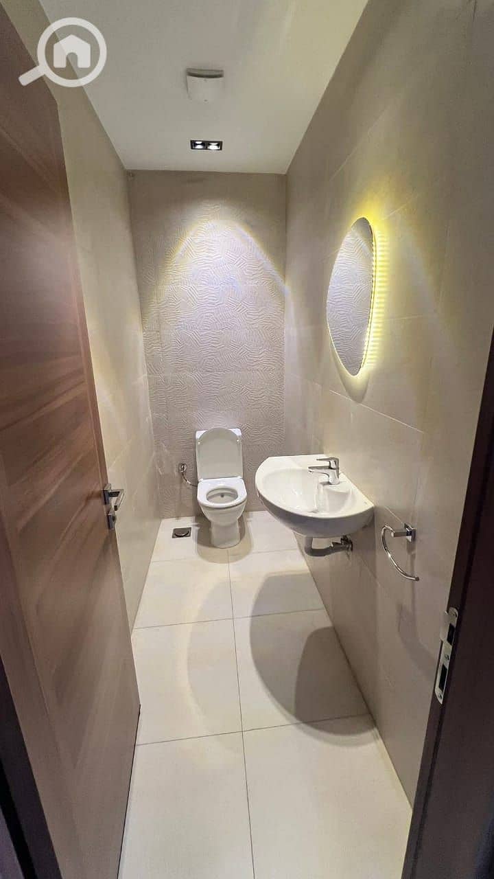 11 WhatsApp Image 2025-11-09 at 1.12. 12 AM (1). jpeg