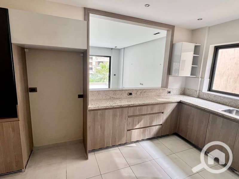 13 WhatsApp Image 2025-11-09 at 1.12. 11 AM (2). jpeg