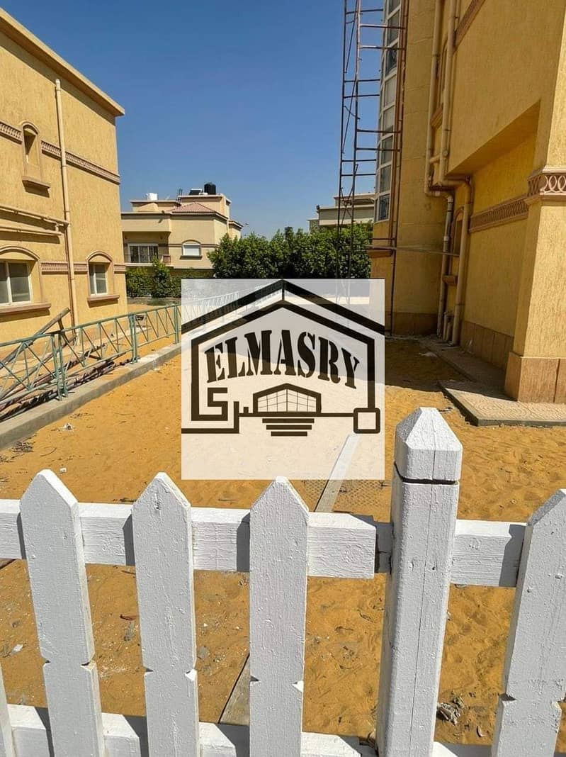 10 bc8d758a-dc70-4576-a608-39bf6c772942. jpg