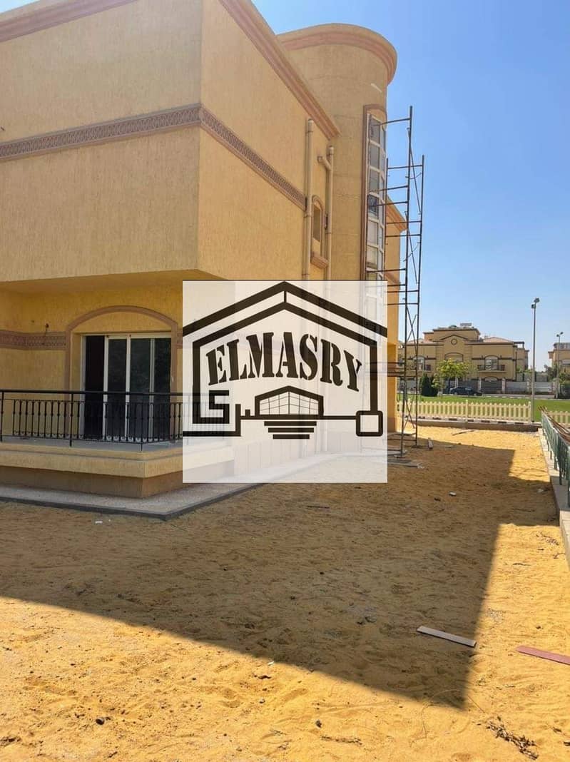 13 f731adf7-b8ed-415c-879b-f5f8d31edf90. jpg