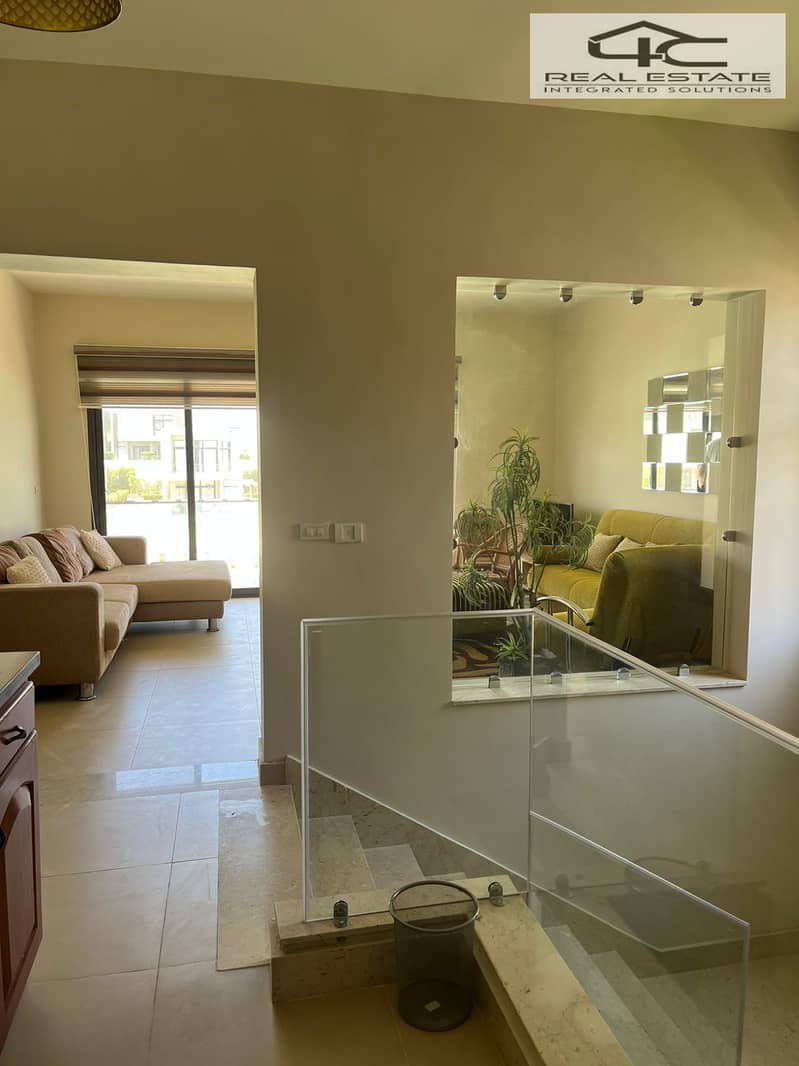 4 WhatsApp Image 2025-11-09 at 03.24. 01. jpeg