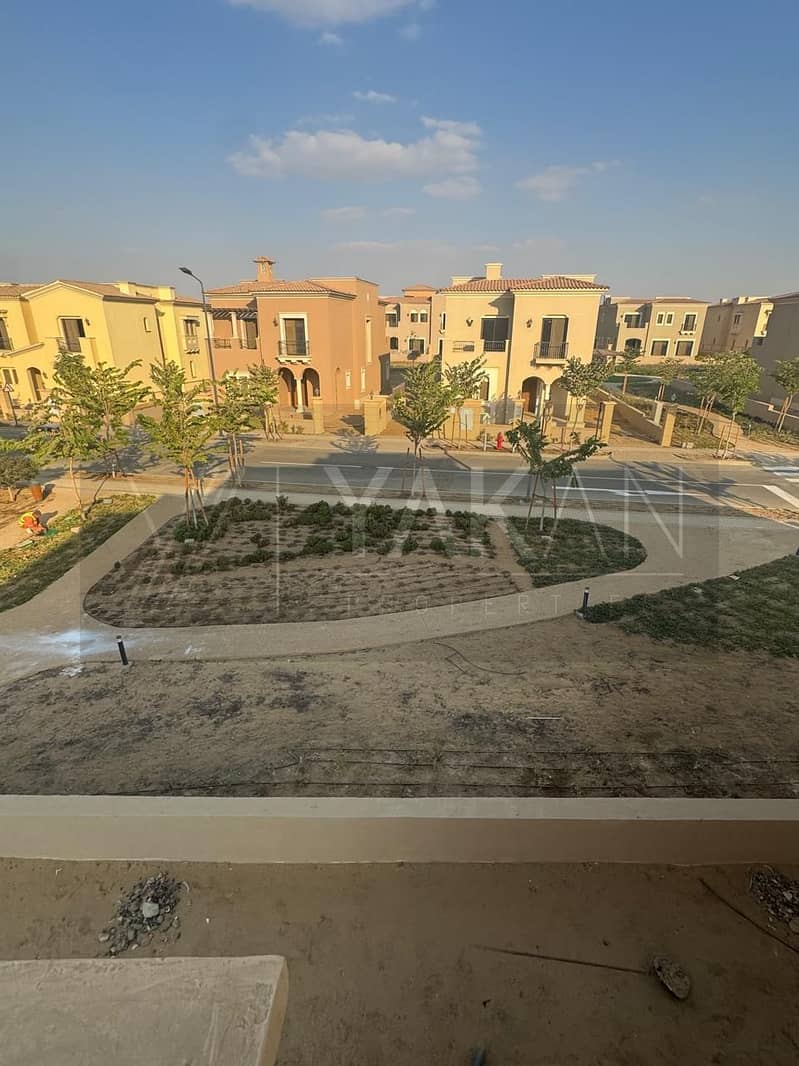 10 WhatsApp Image 2025-10-14 at 17.40. 07. jpeg