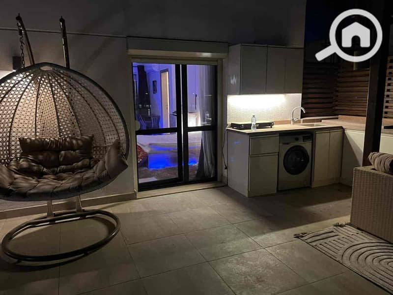 4 4F9480A3-0F60-4127-B7C8-A44CCCD2A362. jpg