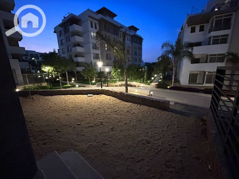 9 d20bce0d-17c3-404e-ad96-88fa29376ed1. jpeg