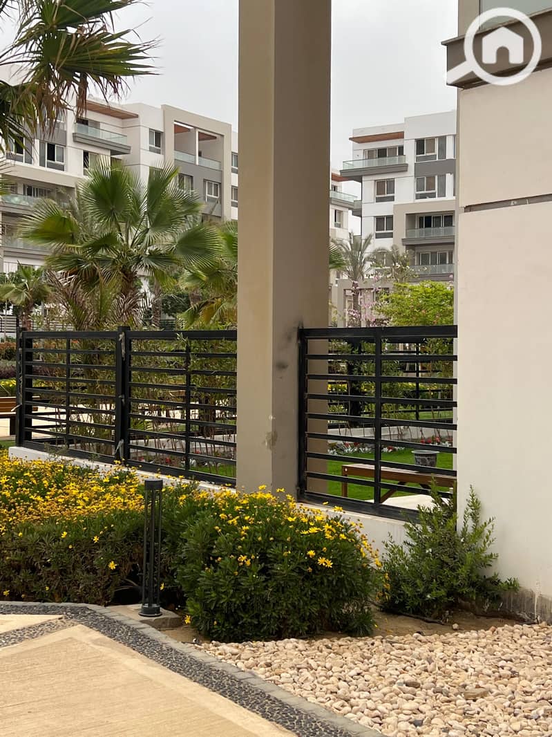 2 WhatsApp Image 2025-10-05 at 8.32. 35 PM. jpeg