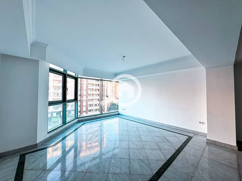 7 27c48deb-c5d8-4ed4-84fb-7f8ded568cb6. jpeg