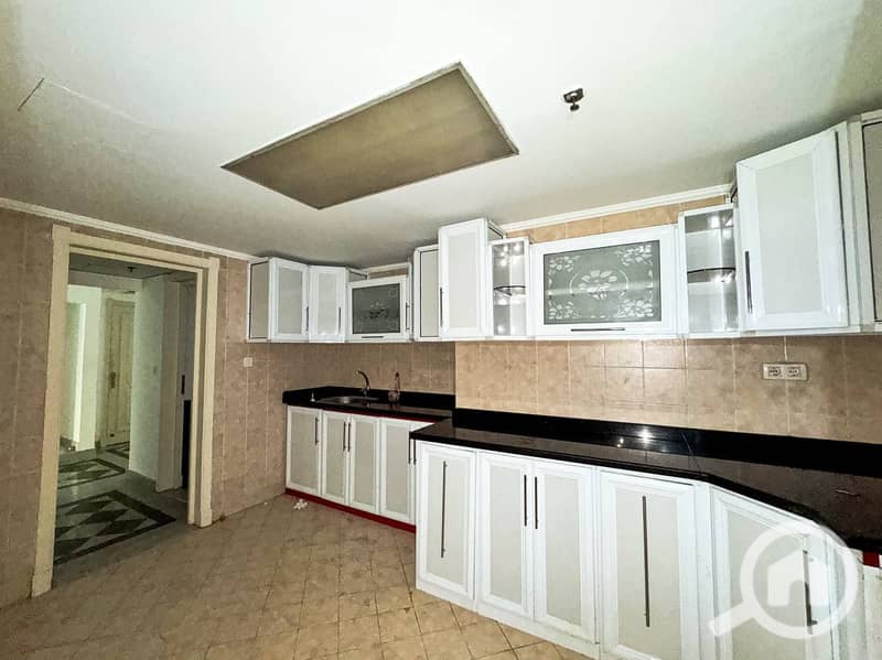 14 ca3360fe-ccd6-4b21-89d4-805f424f5503. jpeg