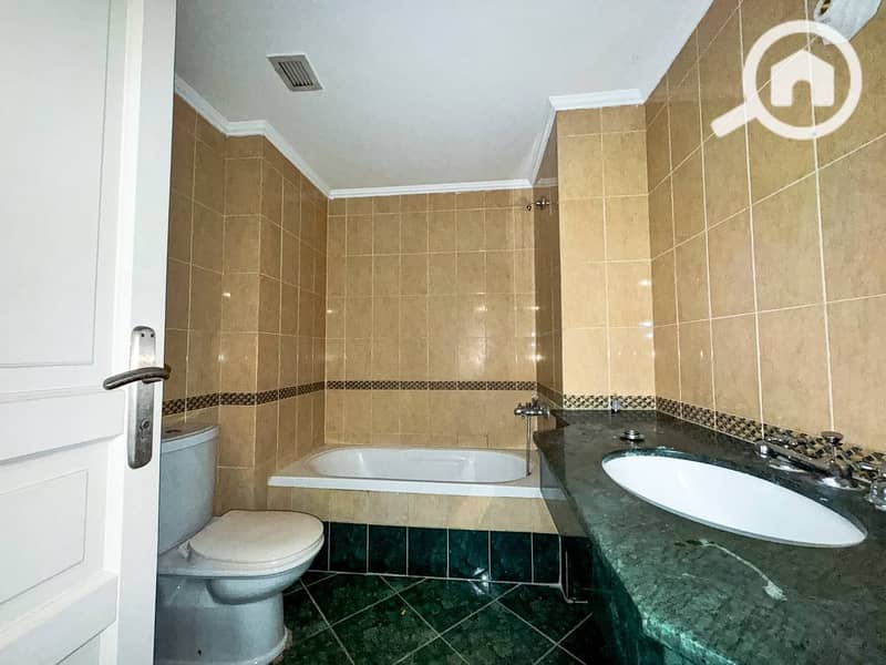 16 d12cf6b6-2fe7-4ddd-8537-51035acb827b. jpeg