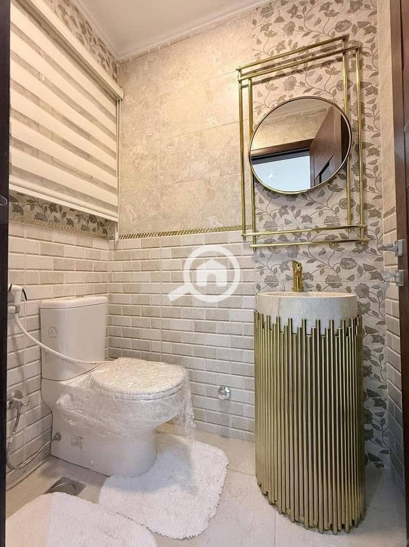 9 543039917_122122895030952550_8059525632522579612_n. jpg