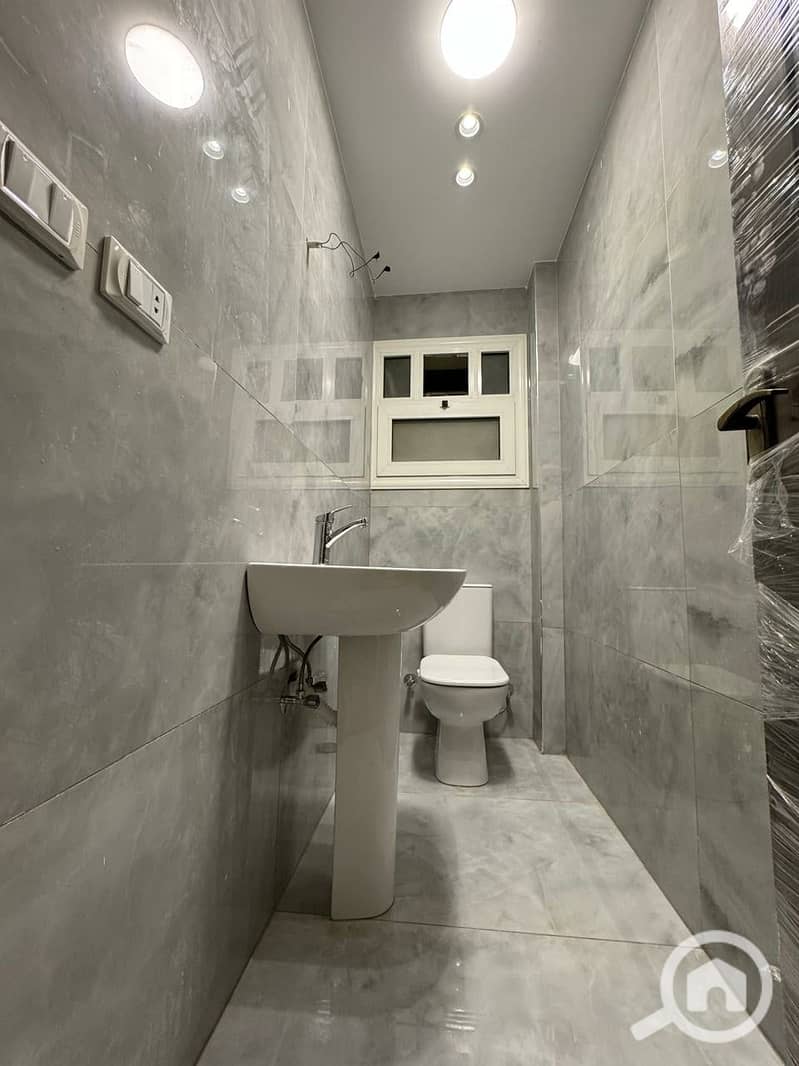 19 facd48f7-6bc4-4997-ac4c-98171c5e54ec. jpg