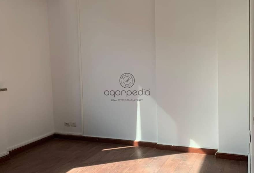 2 0f3ea129-c63c-4f94-b786-f6bbc467e63f. jpg